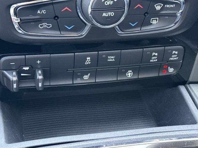 2016 RAM 1500 Sport