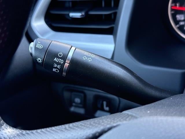 2023 GMC Acadia SLE - Photo 13