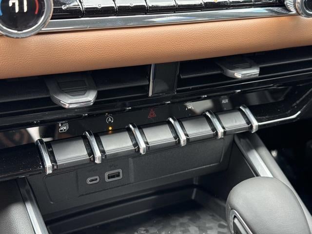 2026 GMC Canyon AT4 - Photo 18