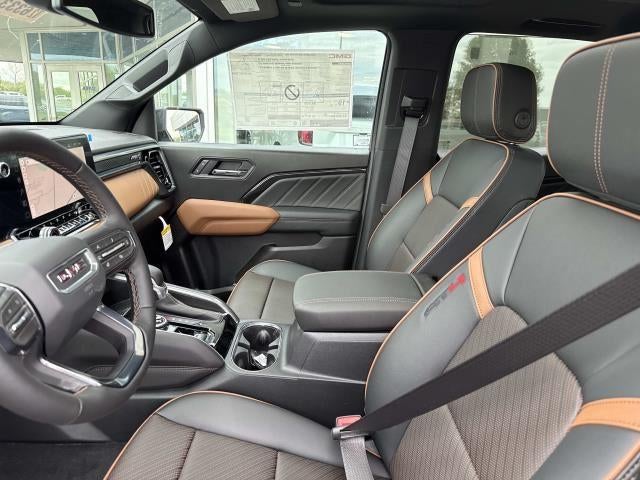2026 GMC Canyon AT4 - Photo 9