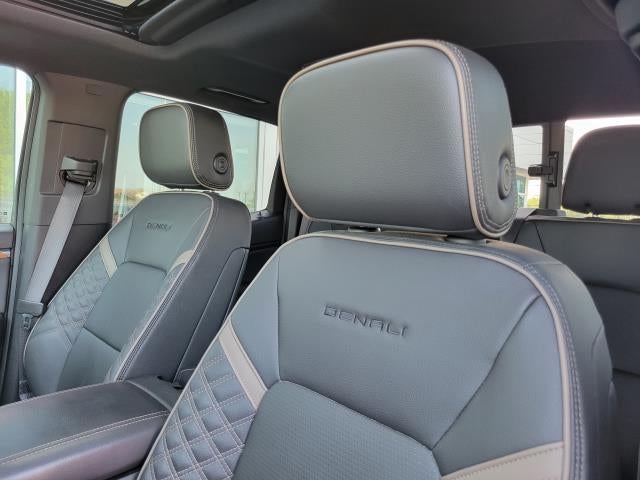 2023 GMC Canyon Denali