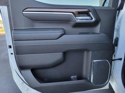 2025 Chevrolet Silverado 1500 LT (2FL)