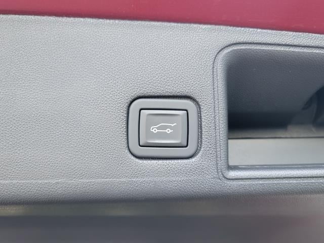 2024 GMC Terrain SLT - Photo 31