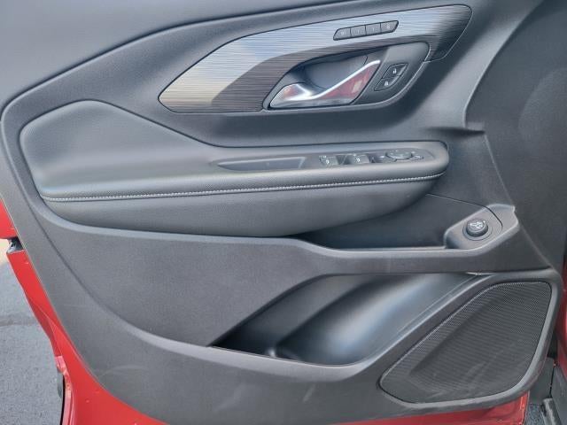 2024 GMC Terrain SLT - Photo 8