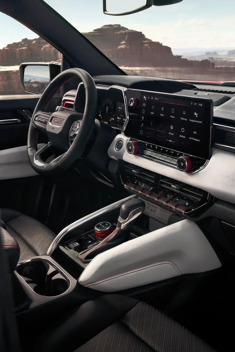 2026 GMC Canyon infotainment system at Royal GMC in COLDWATER MI
